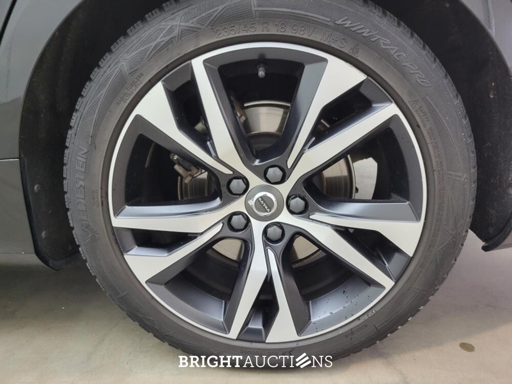 Volvo V60 B4 R-Design 2.0 197pk 2021, R-152-SP