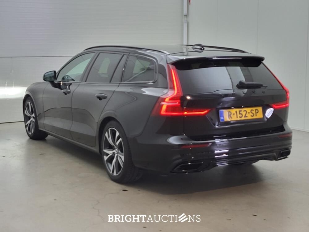 Volvo V60 B4 R-Design 2.0 197pk 2021, R-152-SP