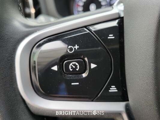 Volvo V60 B4 R-Design 2.0 197pk 2021, R-152-SP