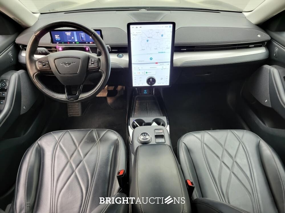 Ford Mustang Mach-E RWD 75 kWh 258pk 2021 (Origineel-NL), L-233-KH