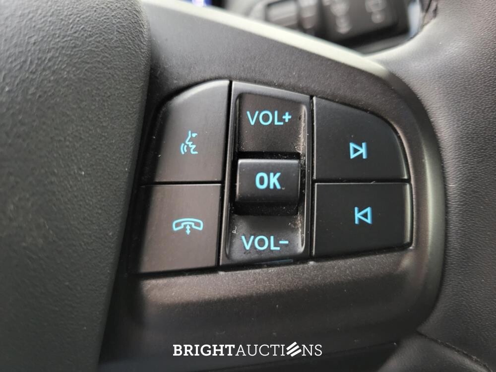 Ford Mustang Mach-E RWD 75 kWh 258pk 2021 (Origineel-NL), L-233-KH