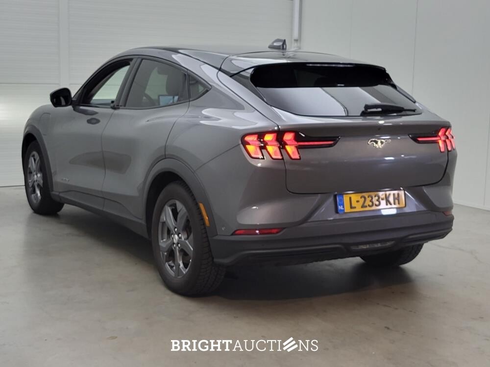 Ford Mustang Mach-E RWD 75 kWh 258pk 2021 (Origineel-NL), L-233-KH