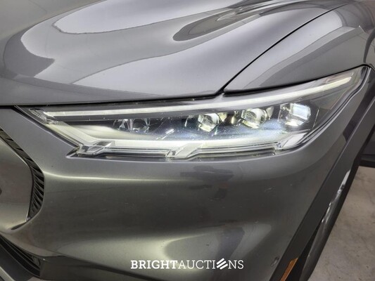 Ford Mustang Mach-E RWD 75 kWh 258pk 2021 (Origineel-NL), L-233-KH