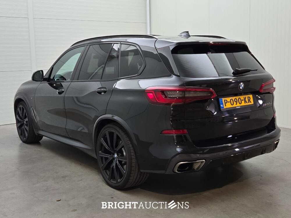 BMW X5 M50d High Executive 7p 400pk 2019, P-090-KR