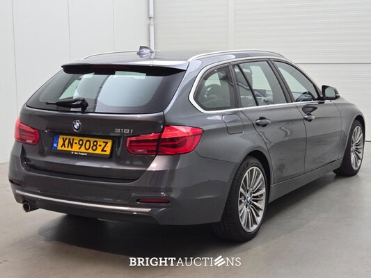 BMW 318i 3-serie Touring Luxury Edition 136pk 2019 (Origineel-NL) 3-Serie, XN-908-Z