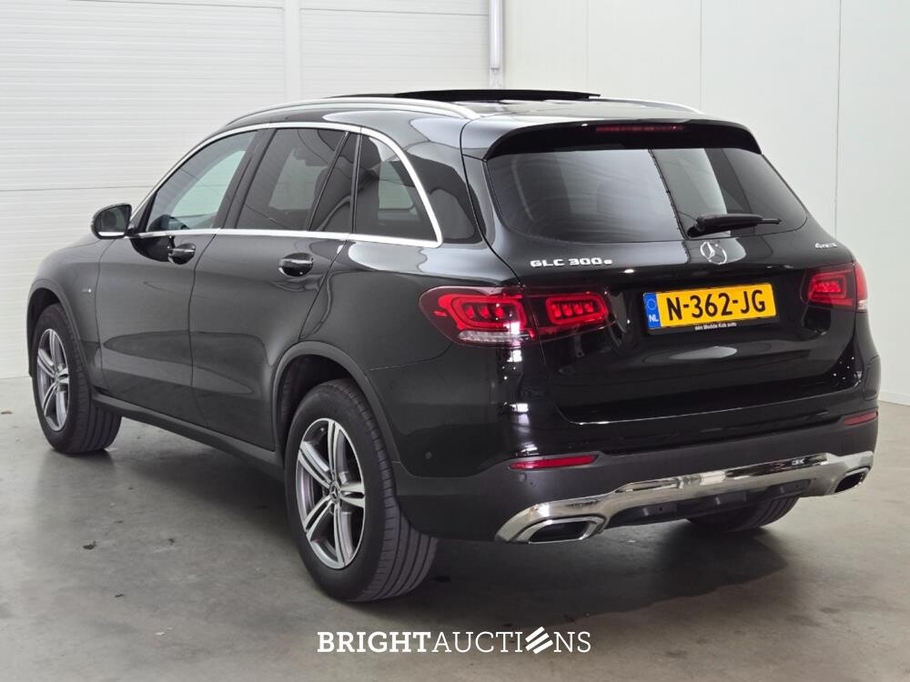 Mercedes-Benz GLC300e Business Solution AMG 4MATIC 333pk 2020 GLC-Klasse, N-362-JG