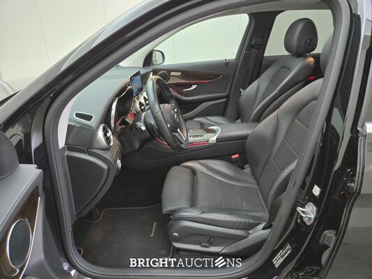 Mercedes-Benz GLC300e Business Solution AMG 4MATIC 333pk 2020 GLC-Klasse, N-362-JG