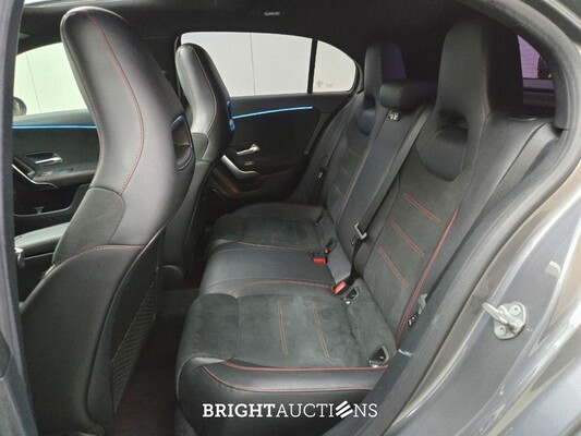 Mercedes-Benz A200 Business Solution AMG 163pk 2019 (Origineel-NL) A-klasse, XJ-807-H