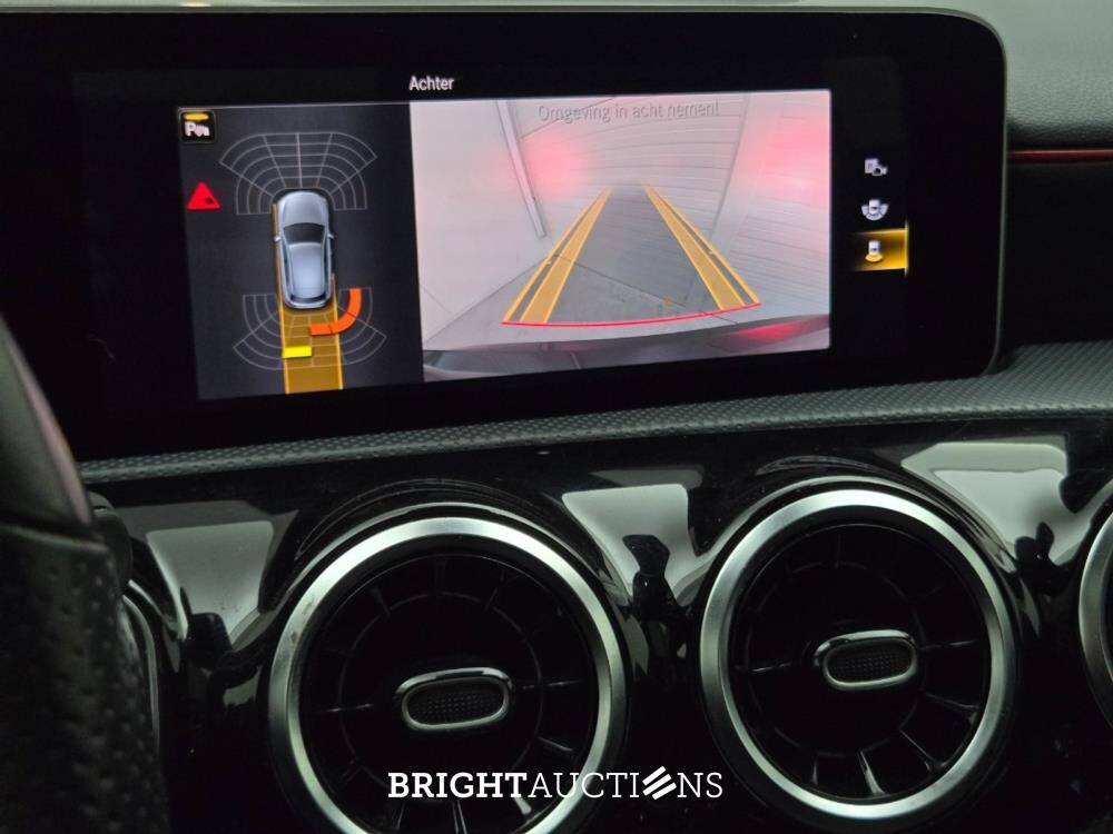 Mercedes-Benz A180 Business Solution AMG Night Upgrade 136pk 2019 (Origineel-NL) A-klasse, XZ-671-J