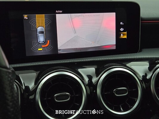 Mercedes-Benz A180 Business Solution AMG Night Upgrade 136pk 2019 (Origineel-NL) A-klasse, XZ-671-J