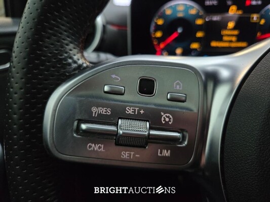 Mercedes-Benz A180 Business Solution AMG Night Upgrade 136pk 2019 (Origineel-NL) A-klasse, XZ-671-J