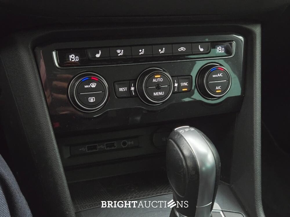 Volkswagen Tiguan ACT Highline 1.5 TSI 150pk 2020, GKX-08-G