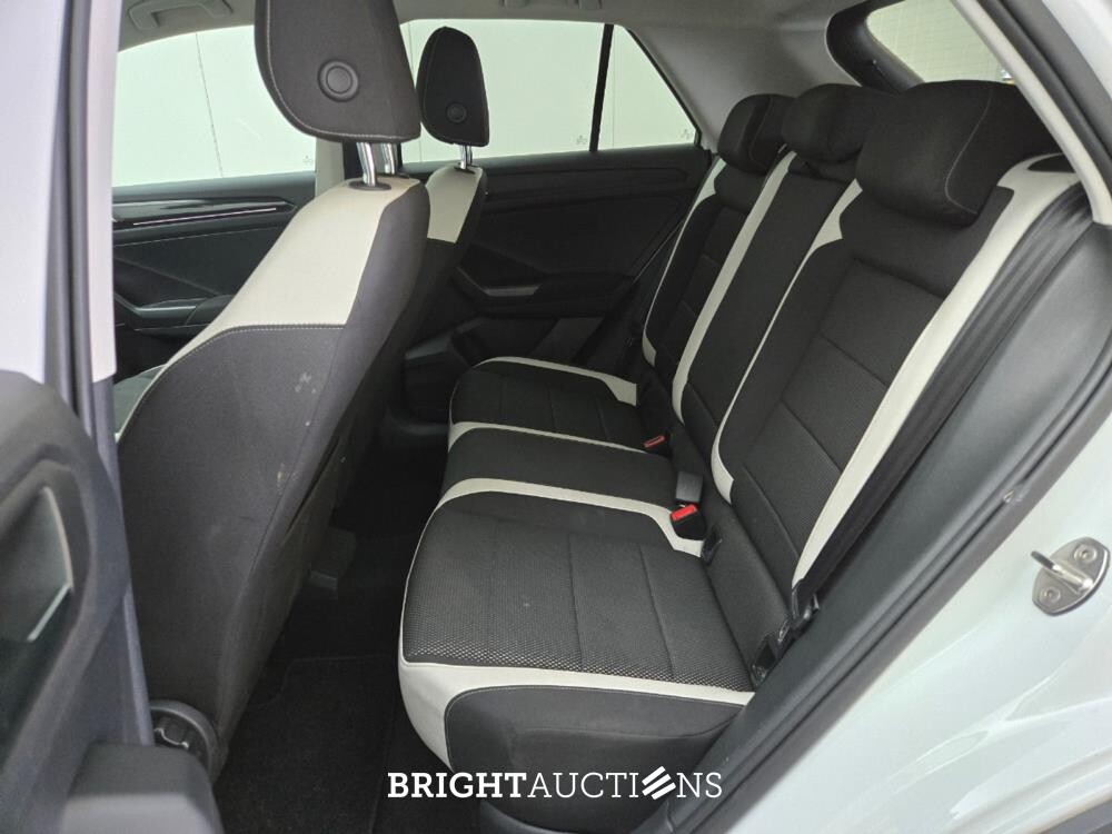 Volkswagen T-Roc Sport 1.5 TSI 150pk 2018, XN-170-H