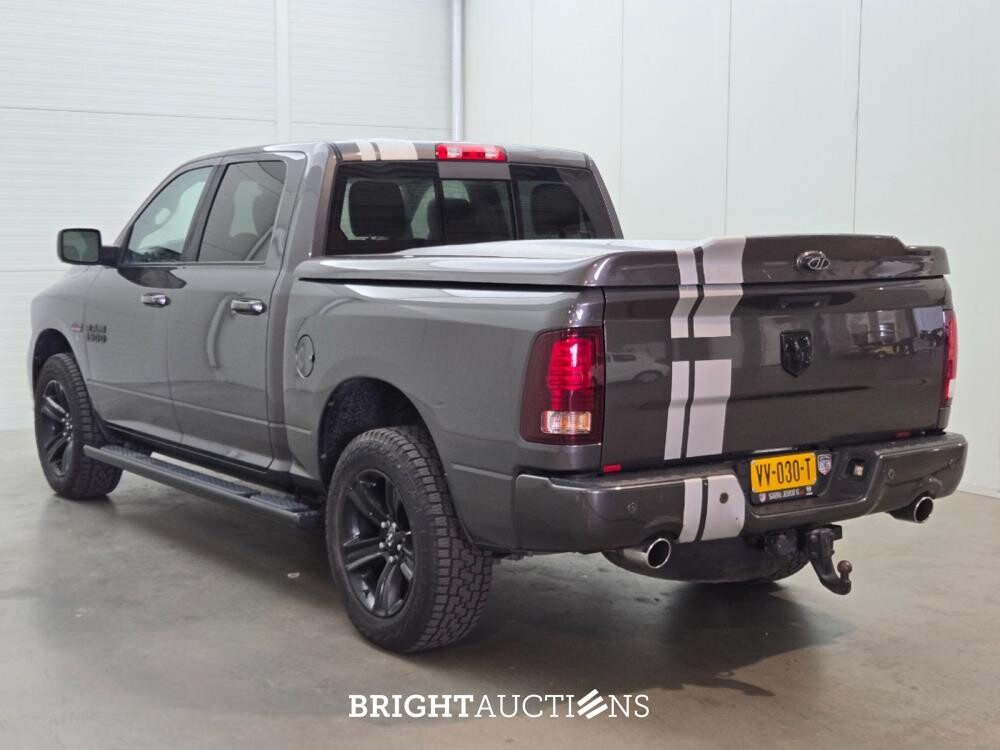 Dodge Ram 1500 Quad Cab 6'4 5.7 V8 401pk 2016 (Origineel-NL), VV-030-T