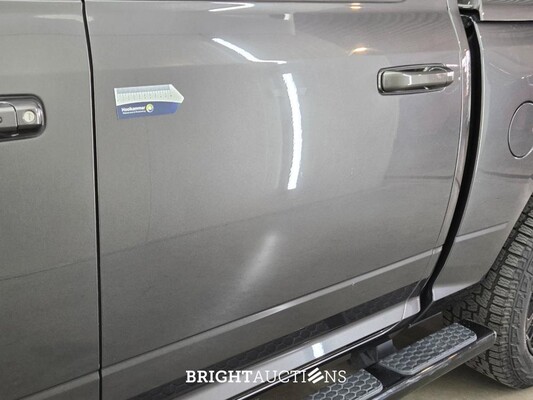 Dodge Ram 1500 Quad Cab 6'4 5.7 V8 401pk 2016 (Origineel-NL), VV-030-T