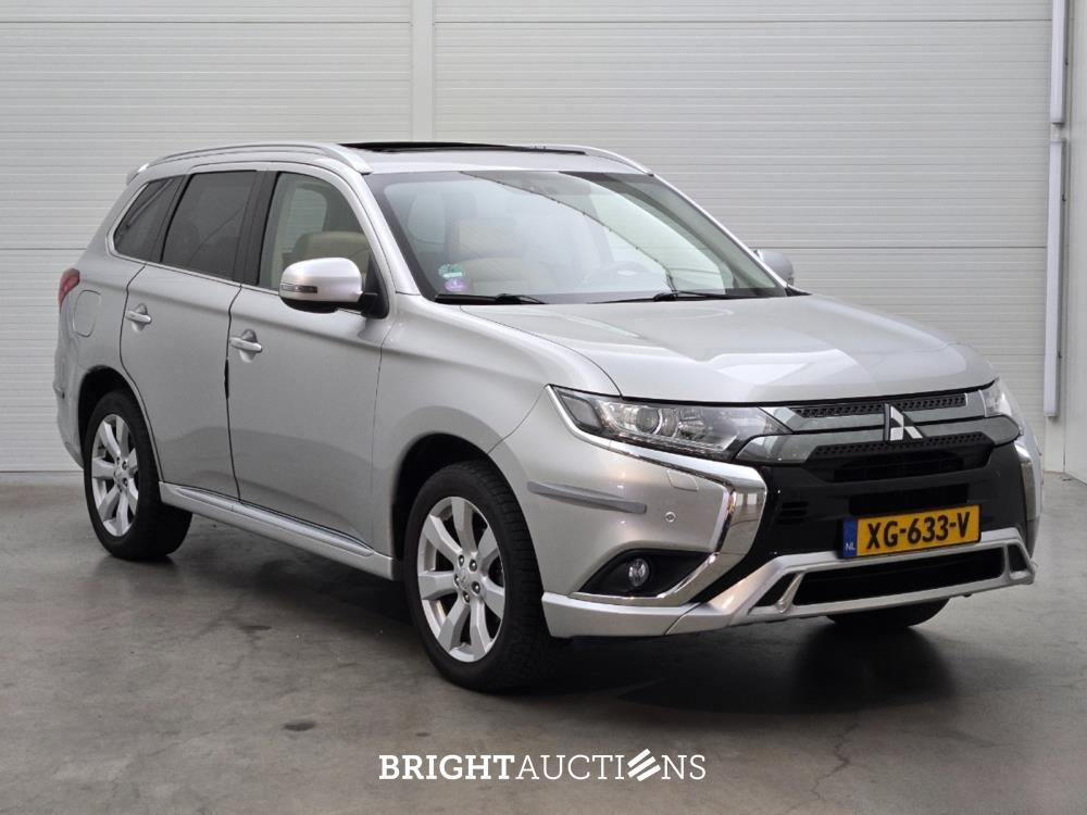 Mitsubishi Outlander PHEV Pure 2.4 311pk 2019 (Origineel-NL), XG-633-V