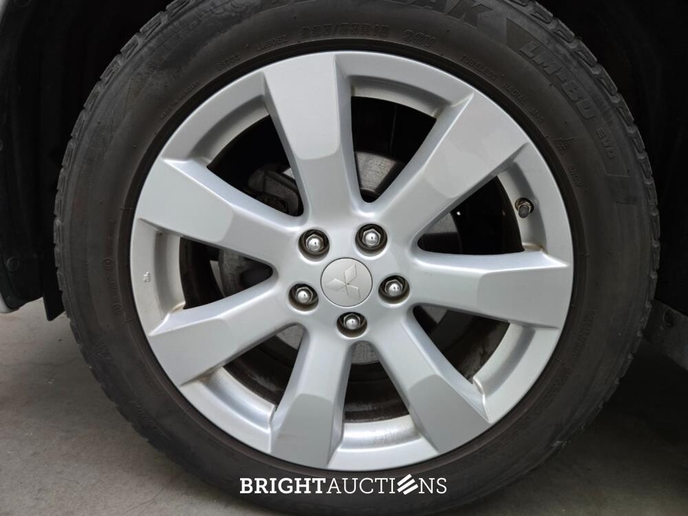 Mitsubishi Outlander PHEV Pure 2.4 311pk 2019 (Origineel-NL), XG-633-V