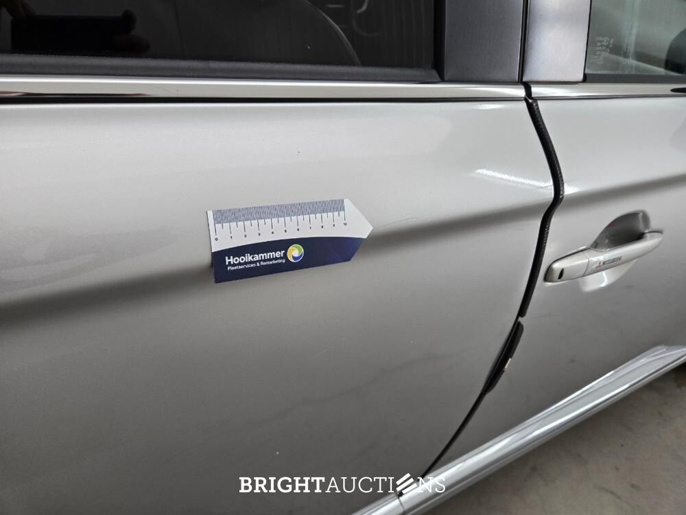 Mitsubishi Outlander PHEV Pure 2.4 311pk 2019 (Origineel-NL), XG-633-V