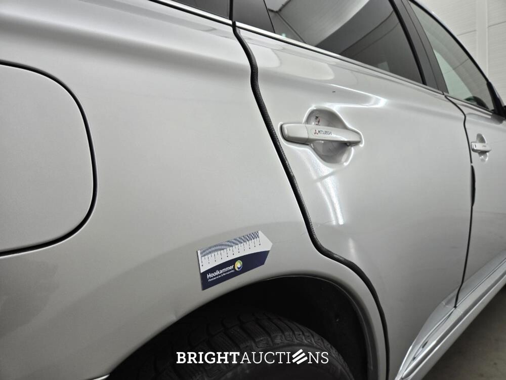 Mitsubishi Outlander PHEV Pure 2.4 311pk 2019 (Origineel-NL), XG-633-V
