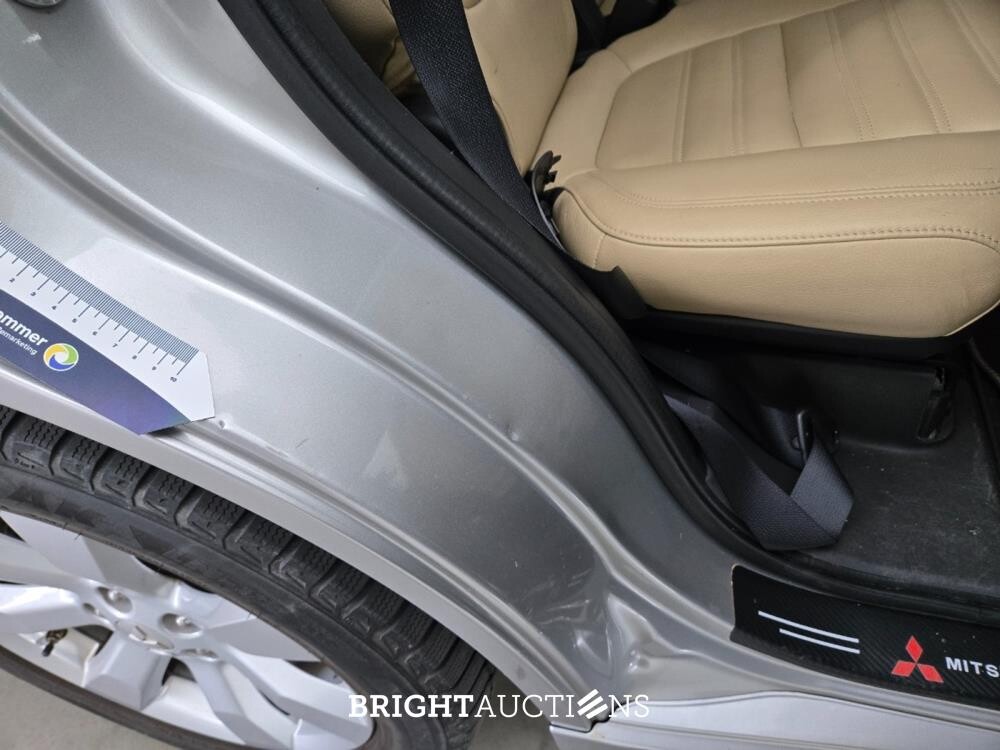 Mitsubishi Outlander PHEV Pure 2.4 311pk 2019 (Origineel-NL), XG-633-V
