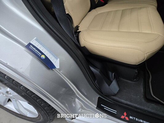 Mitsubishi Outlander PHEV Pure 2.4 311pk 2019 (Origineel-NL), XG-633-V