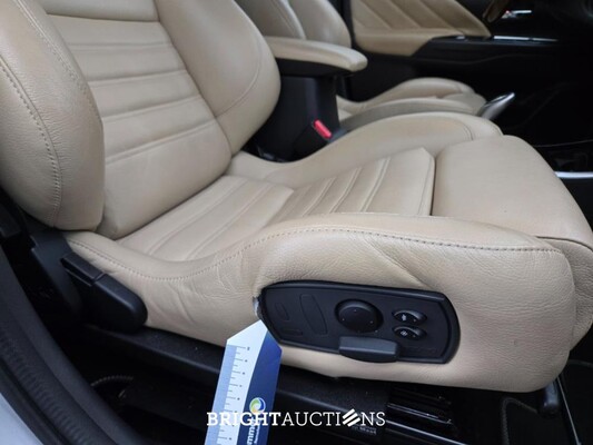 Mitsubishi Outlander PHEV Pure 2.4 311pk 2019 (Origineel-NL), XG-633-V