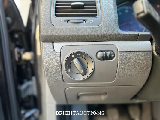 Volkswagen Golf 5 1.4 TSI Tour 122pk 2008 28km! -NIEUW-