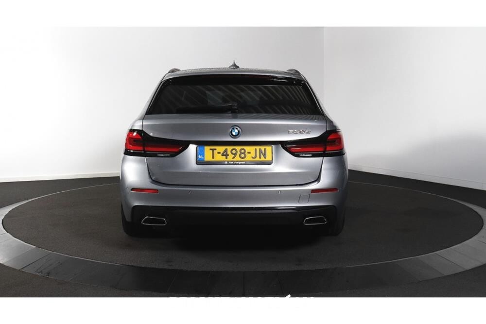 BMW 530e Business Edition Plus 292pk 2023 (Origineel-NL) 5-Serie, T-498-JN