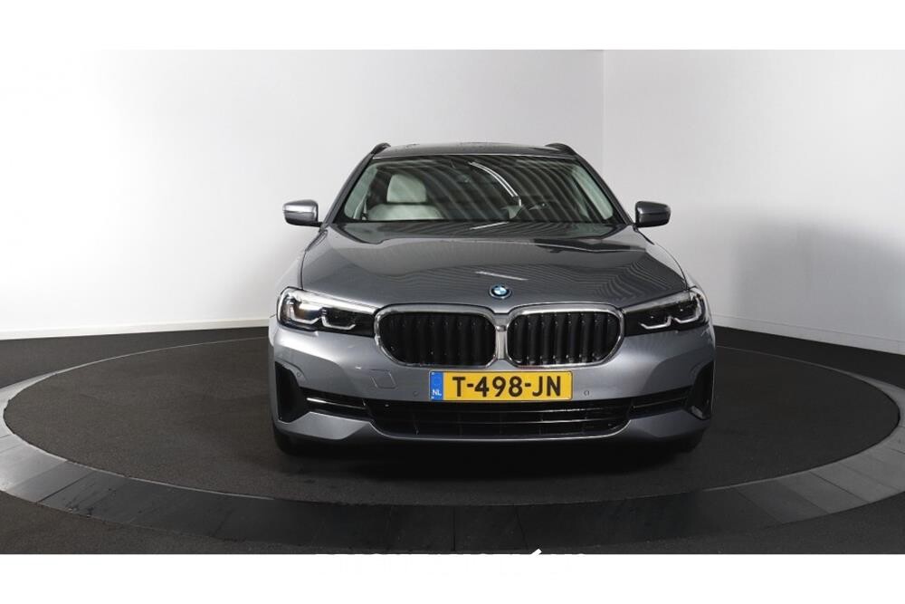BMW 530e Business Edition Plus 292pk 2023 (Original-NL) 5er-Reihe, T-498-JN