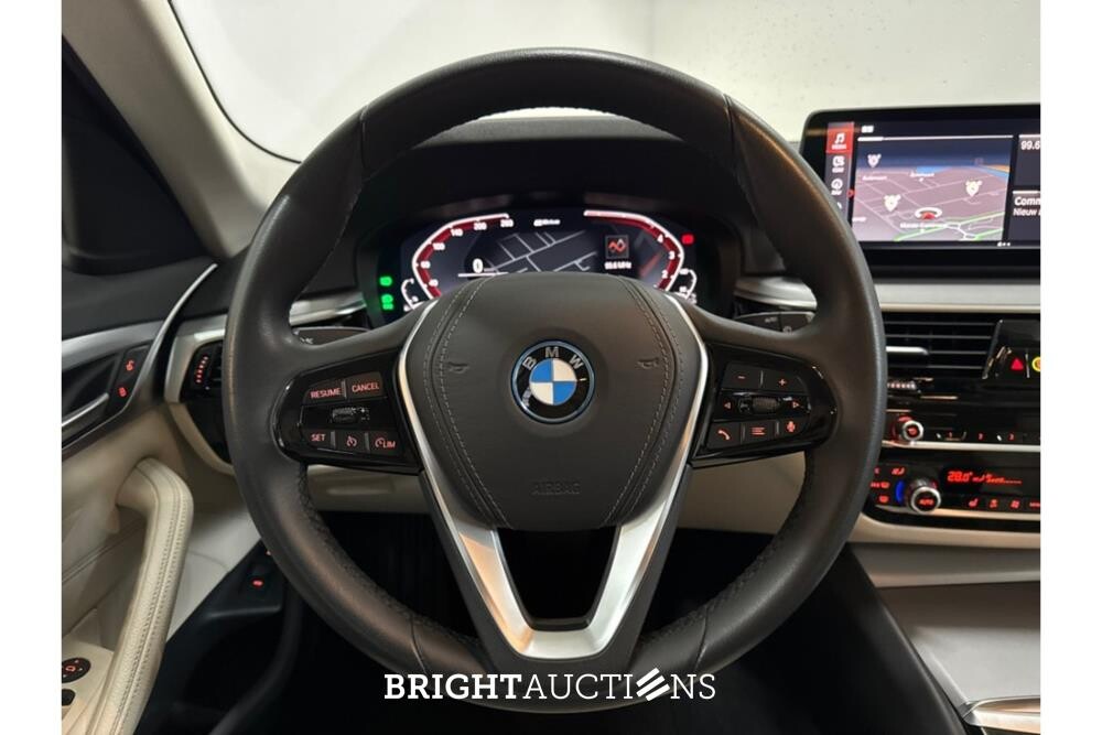 BMW 530e Business Edition Plus 292pk 2023 (Original-NL) 5er-Reihe, T-498-JN