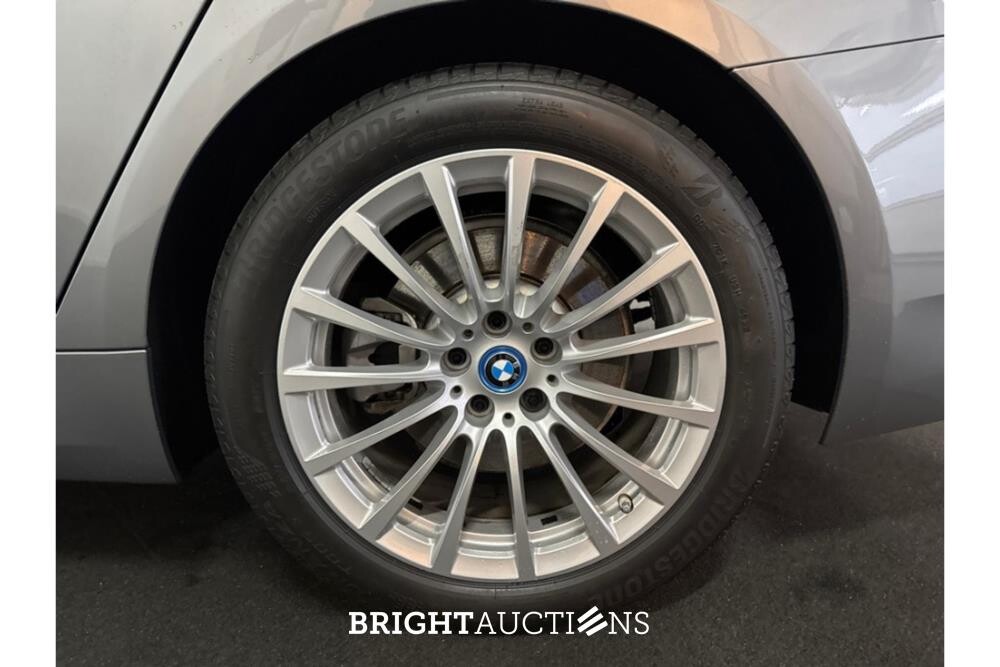 BMW 530e Business Edition Plus 292pk 2023 (Original-NL) 5er-Reihe, T-498-JN