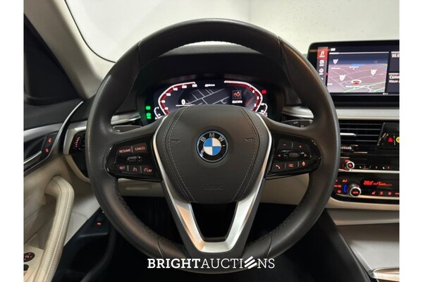 BMW 530e Business Edition Plus 292pk 2023 (Original-NL) 5er-Reihe, T-498-JN