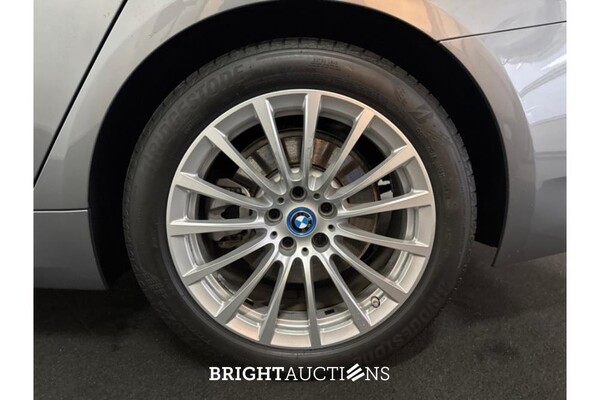 BMW 530e Business Edition Plus 292pk 2023 (Original-NL) 5er-Reihe, T-498-JN