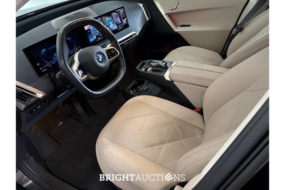 BMW iX xDrive40 Executive 77 kWh 326pk 2022 (Original-NL), P-510-KJ