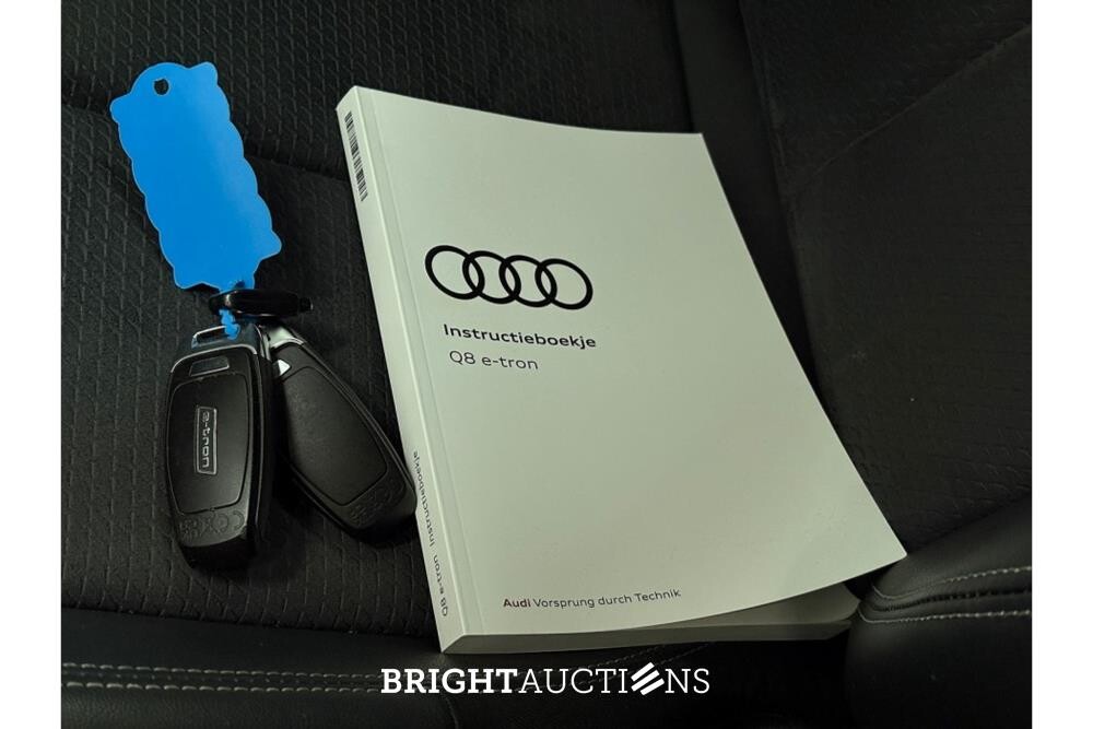 Audi Q8 55 S Edition Quattro 115 kWh 408 pk 2023 (Original-NL), X-750-HL