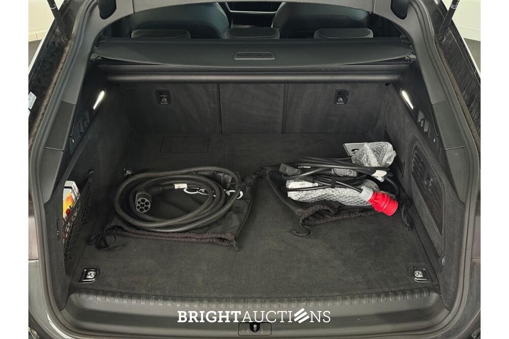 Audi A6 Avant 50 TFSI e S Edition Quattro 408pk 2023 (Original-NL), T-500-KR