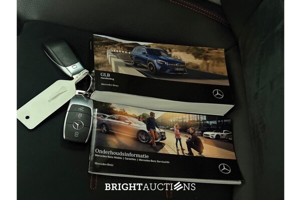Mercedes-Benz GLB 180 Business Solution AMG 136pk 2021 (Original-NL) GLB-Klasse, L-654-DV