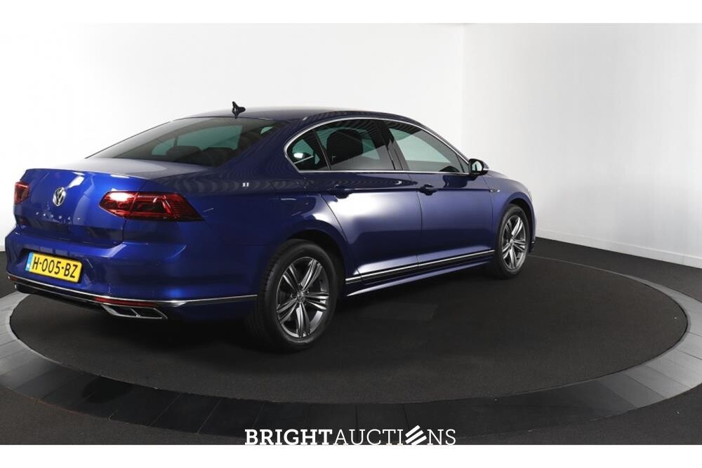 Volkswagen Passat Elegance Business R 1.5 TSI 149pk 2020 (Origineel-NL), H-005-BZ