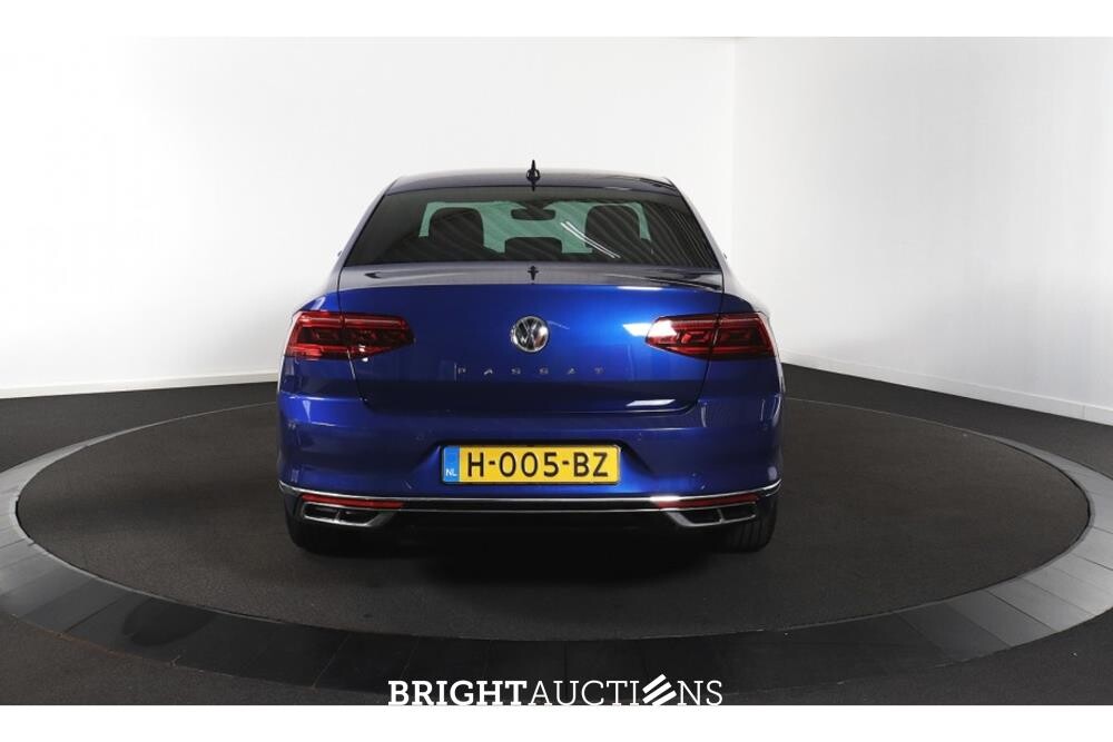 Volkswagen Passat Elegance Business R 1.5 TSI 149pk 2020 (Origineel-NL), H-005-BZ