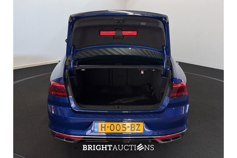 Volkswagen Passat Elegance Business R 1.5 TSI 149pk 2020 (Original-NL), H-005-BZ