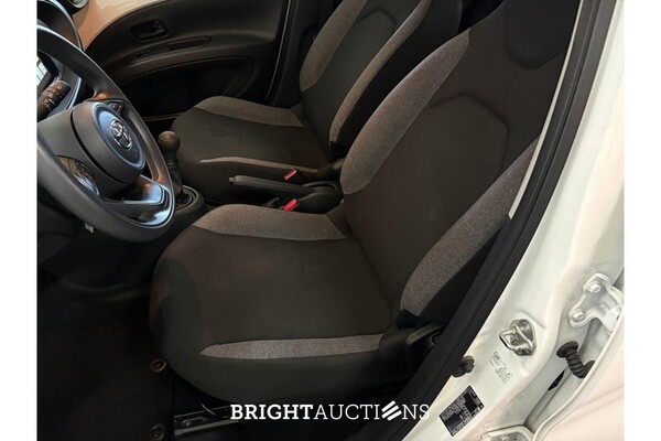 Toyota Aygo-X VVT-i MT 1.0 72pk 2023 (Origineel-NL), T-286-GJ