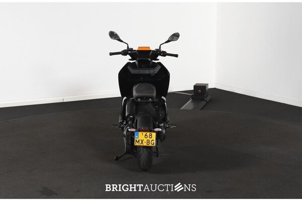 BMW Sonstiges CE 04 42pk 2025, 68-MX-BG