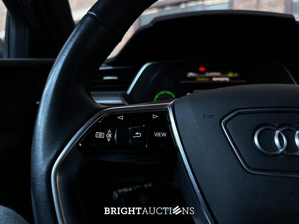 Audi e-tron 55 quattro Advanced Edition 95 kWh 408pk 2021 (Original Dutch + 1st owner), N-206-TT