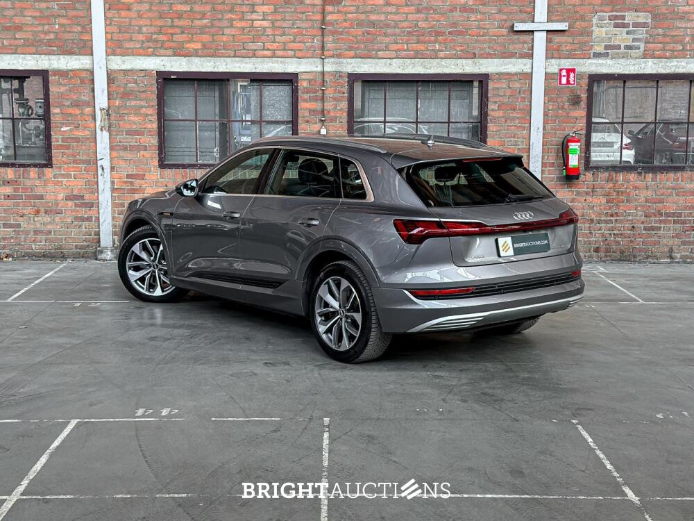 Audi e-tron 55 quattro Advanced edition 95 kWh 408pk 2021 (Origineel-NL+1e eigenaar), N-206-TT