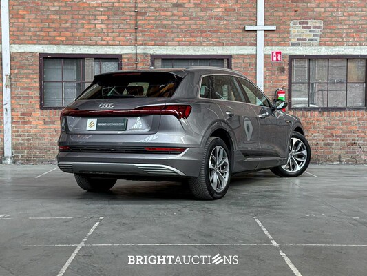 Audi e-tron 55 quattro Advanced edition 95 kWh 408pk 2021 (Origineel-NL+1e eigenaar), N-206-TT