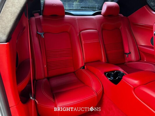 Maserati Granturismo S 4.7 V8 440pk MC Shift 440pk 2009