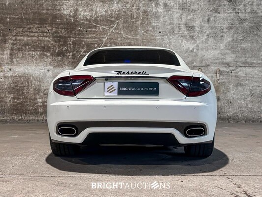 Maserati Granturismo S 4.7 V8 440pk MC Shift 440pk 2009