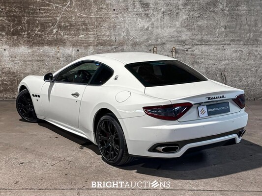 Maserati Granturismo S 4.7 V8 440pk MC Shift 440pk 2009