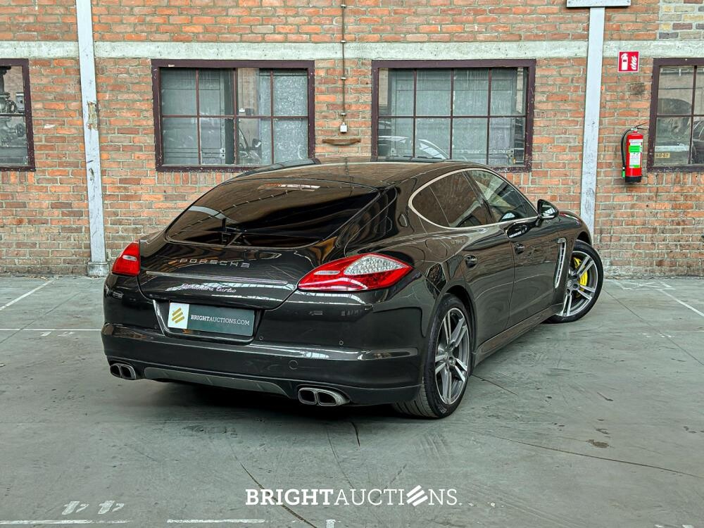 Porsche Panamera Turbo 4.8 V8 500pk 2009 Sport-Chrono, N-110-LT Youngtimer
