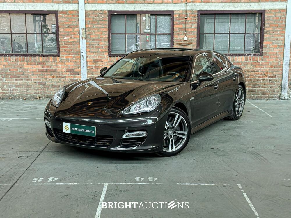Porsche Panamera Turbo 4.8 V8 500pk 2009 Sport-Chrono, N-110-LT Youngtimer